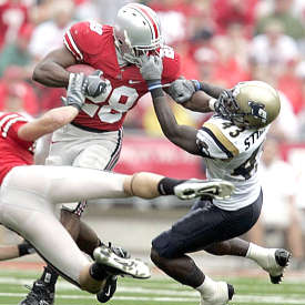 Running back Chris Wells and Ohio State had trouble shaking loose from Akron on Saturday.