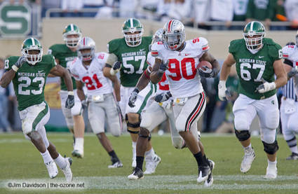 On third-and-11 from the OSU 23, MSU backup QB Kirk Cousins dropped to throw and was blitzed by Malcolm Jenkins who knocked the ball loose. Gibson recovered the fumble and rolled 69 yards the other way for a touchdown and a 35-7 lead with 14:41 left in the game. (Photo: Jim Davidson, The Ozone)