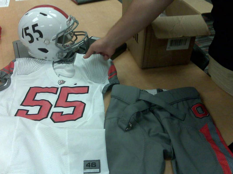 Ohio State Men's Basketball unveil throwback uniforms for Friday's